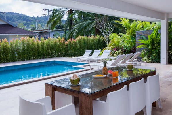 4 Bedrooms Private Pool Villa | Terrace/patio - Villa Baan Lalle Pool and Spa (Krabi)