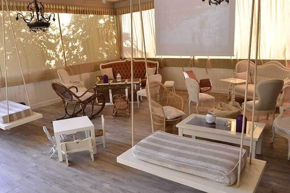 breakfast, lunch, dinner served; local cuisine, garden views