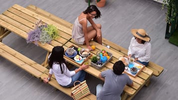 Desayuno continental incluido todos los días