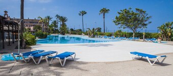 Apartamentos Turísticos Bahía Sur