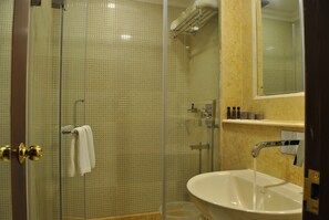 Executive Room, 1 Bedroom, Non Smoking, Refrigerator | Bathroom | Free toiletries, towels - Dynasty Hotel (Guwahati)