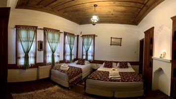 Standard-Dreibettzimmer