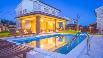 Front of property – evening/night