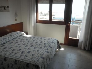 客房内保险箱、免费 WiFi、床单