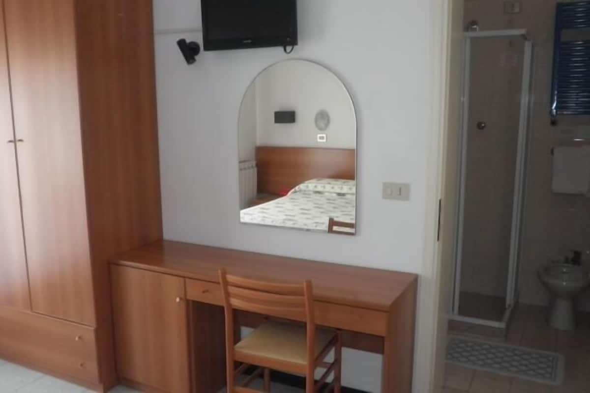 Una cassaforte in camera, Wi-Fi gratuito, lenzuola