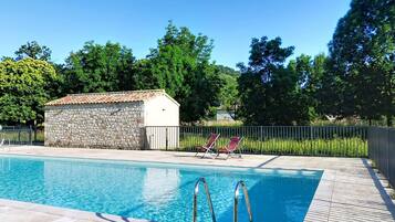 Seasonal outdoor pool
