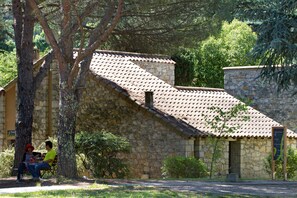 Property grounds - Terres de France - Domaine des Vans (Chambonas)