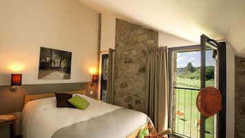 Blackout curtains, soundproofing, iron/ironing board, cots/infant beds