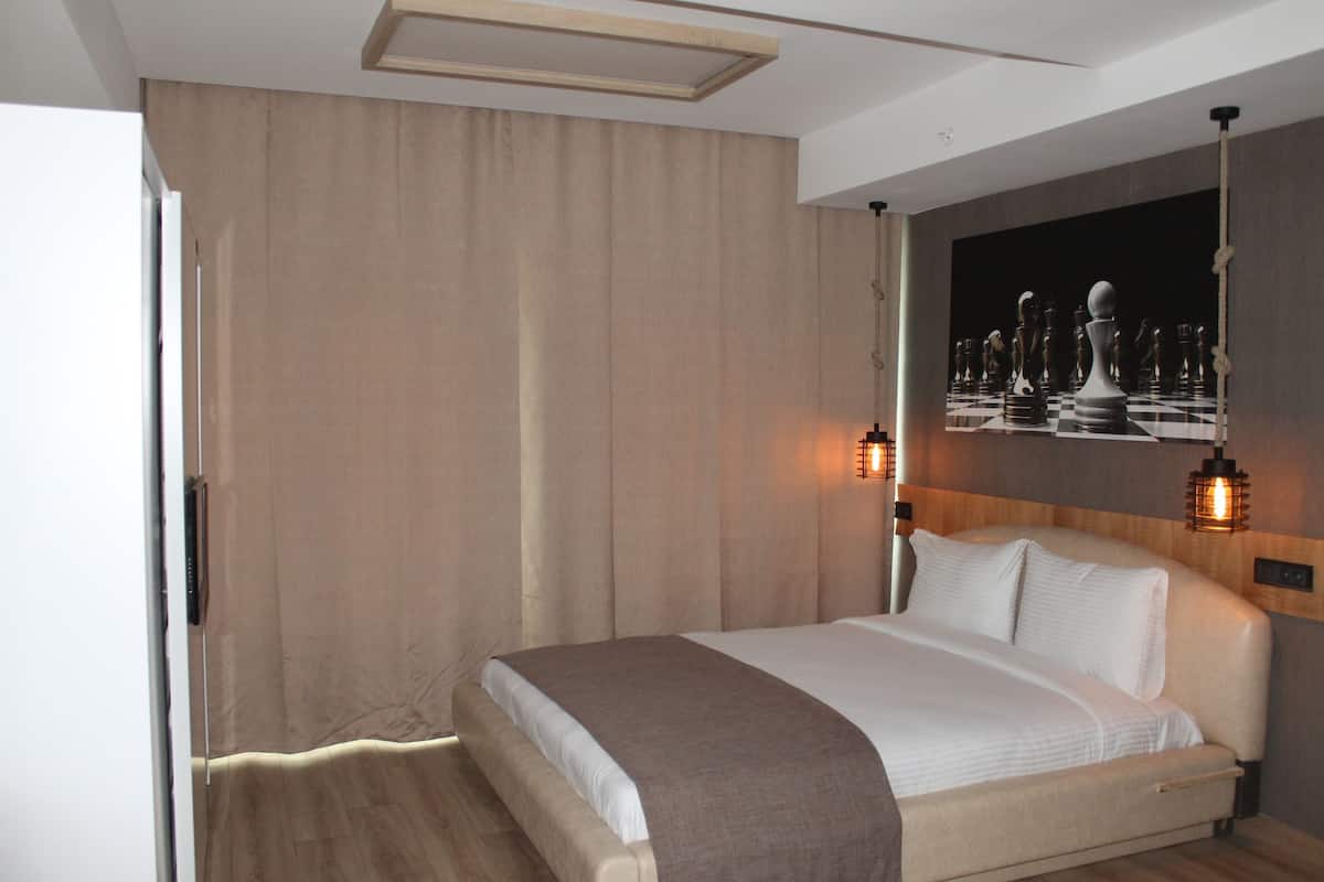 Chambre Standard double | Literie de qualité, minibar, coffre-fort, bureau