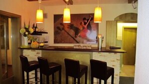 Bar (en la propiedad)