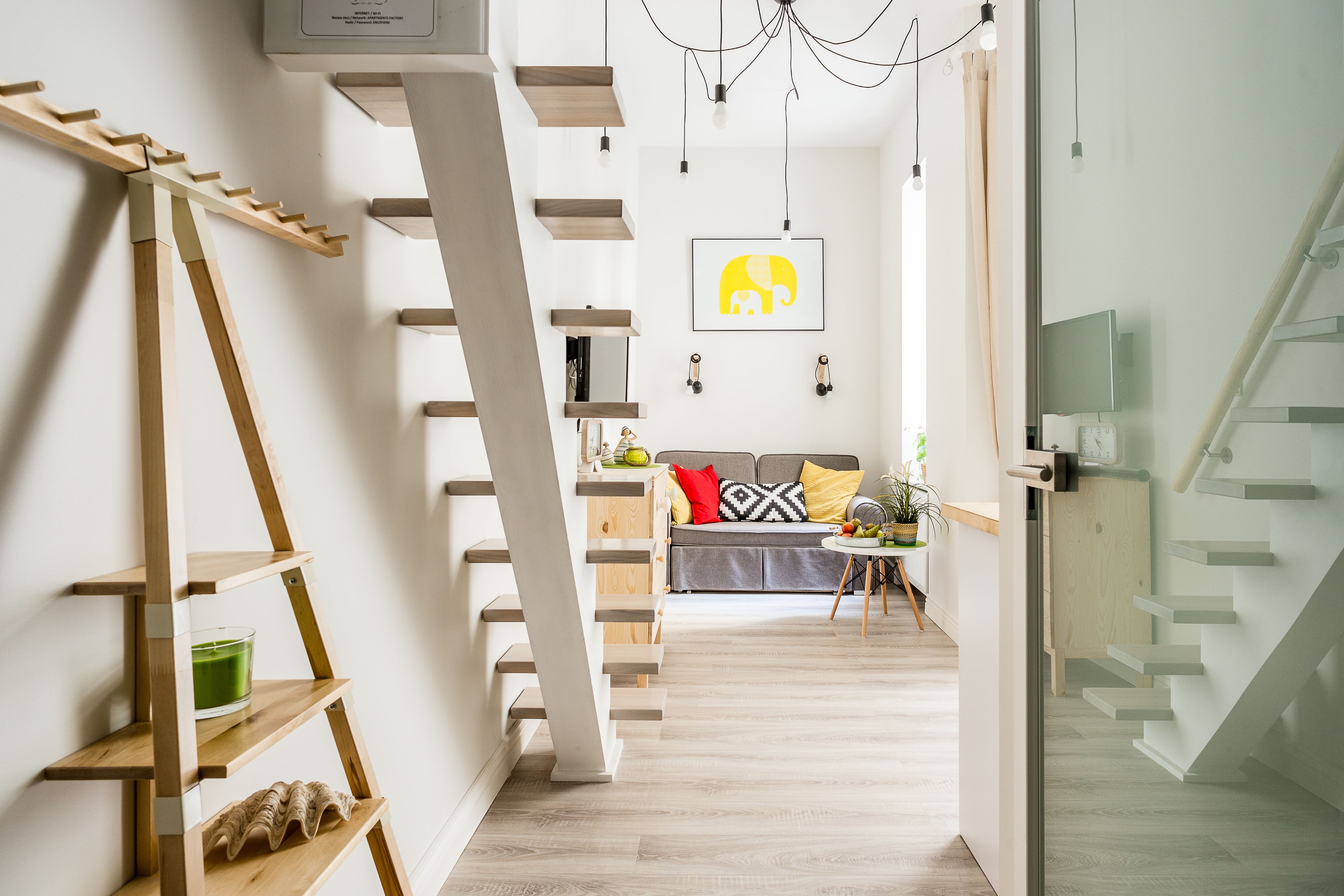 Perusstudio | Oleskelualue | Taulutelevisio