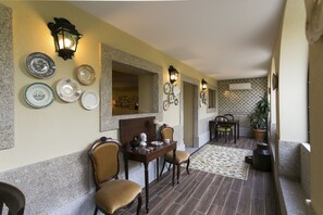 TV de tela plana 40 polegadas com canais a cabo, TV