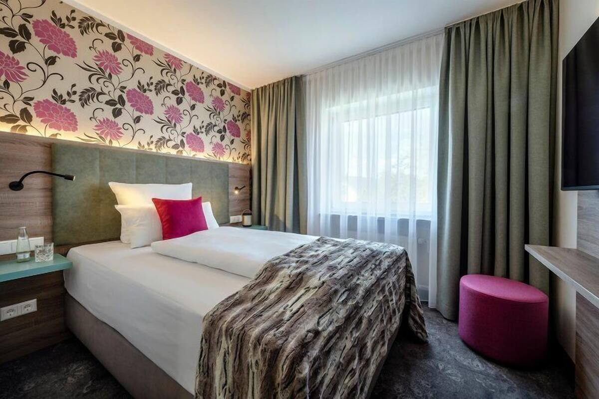Habitación individual clásica | Ropa de cama de alta calidad y camas con pillow-top