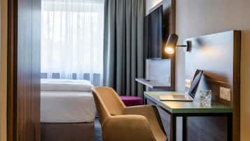 Premium bedding, pillowtop beds, in-room safe, individually decorated