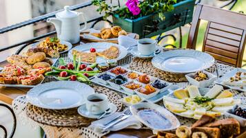 Petit déjeuner buffet compris tous les jours