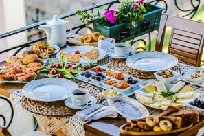 Dagelijks ontbijtbuffet inbegrepen