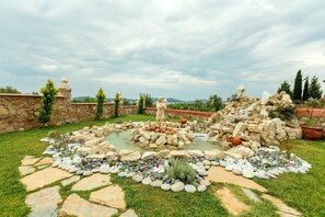 Garden - Cunda Esen Otel (Ayvalik)