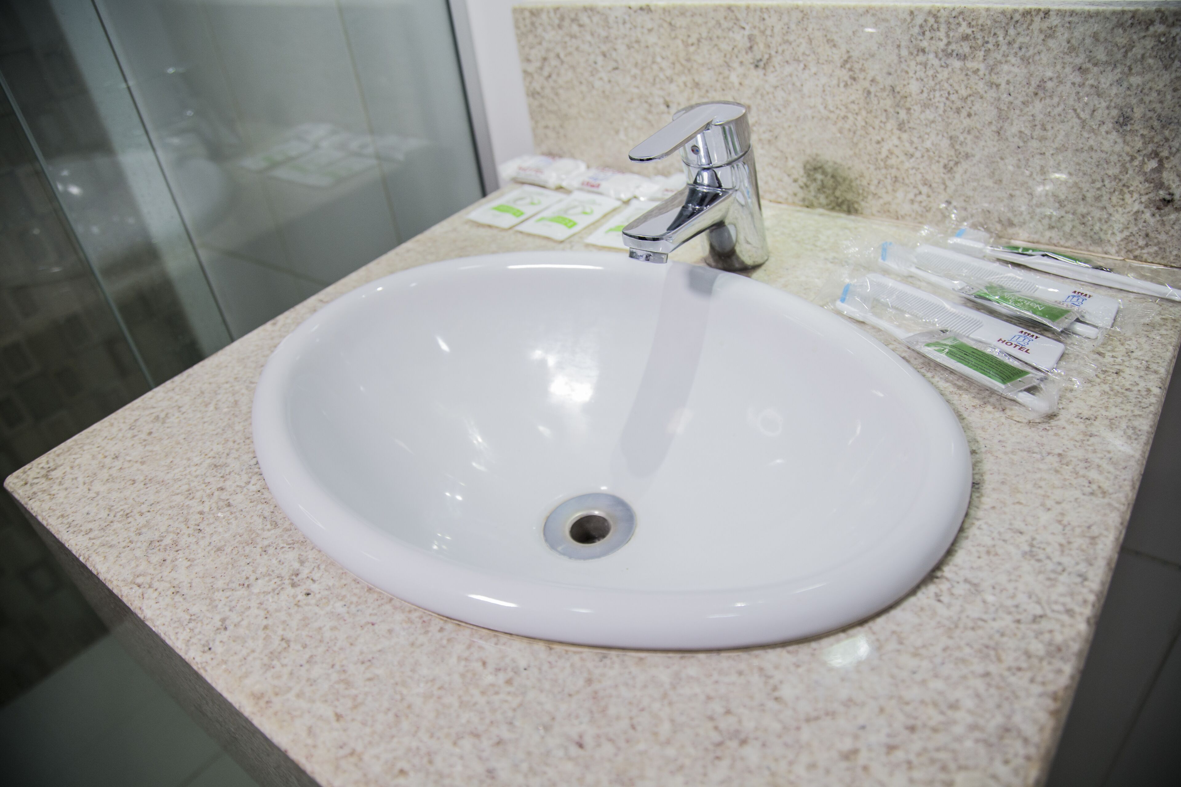 twin room | bathroom | shower, free toiletries, towels