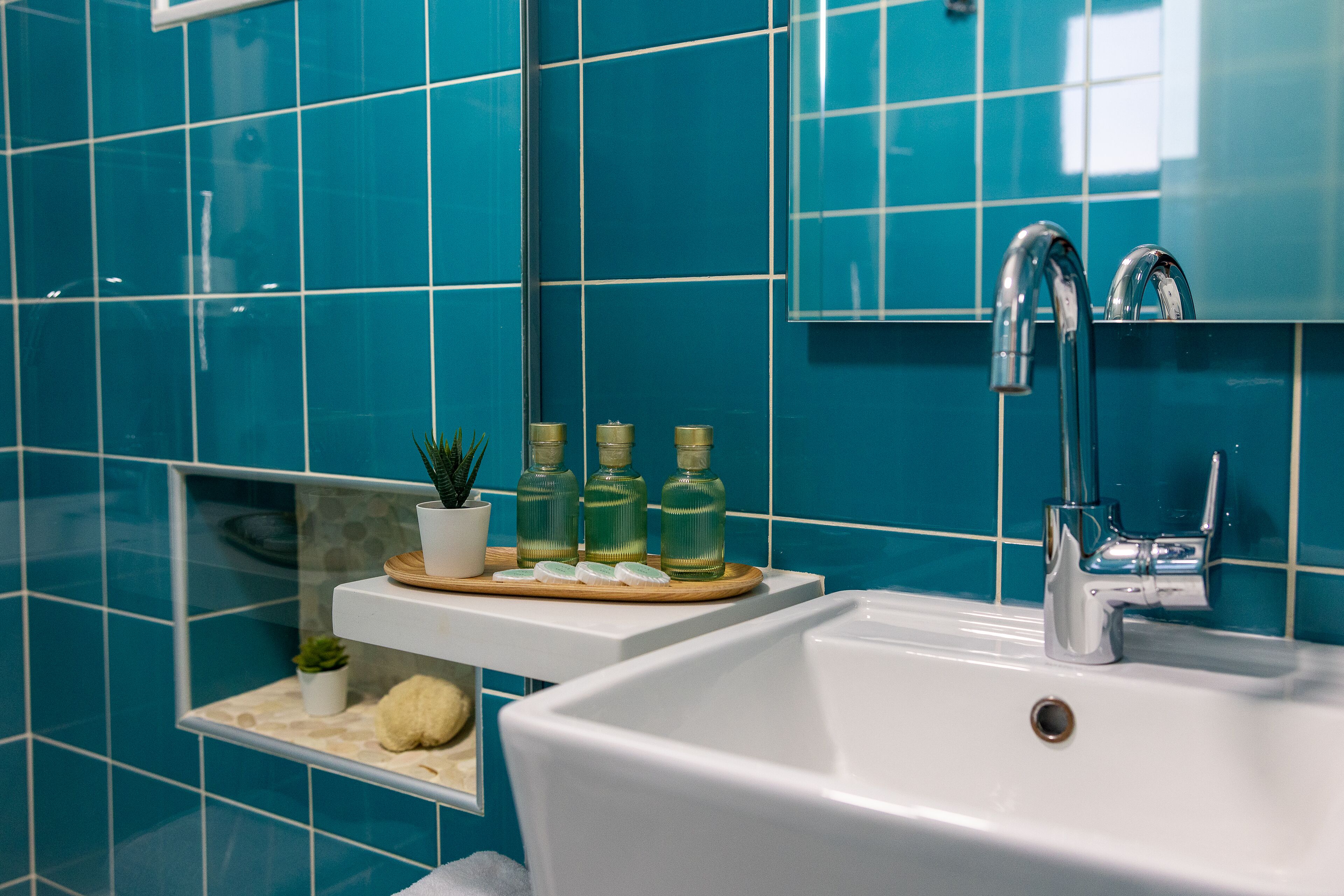 comfort double room, 1 king bed | bathroom | shower, free toiletries, hair dryer, towels