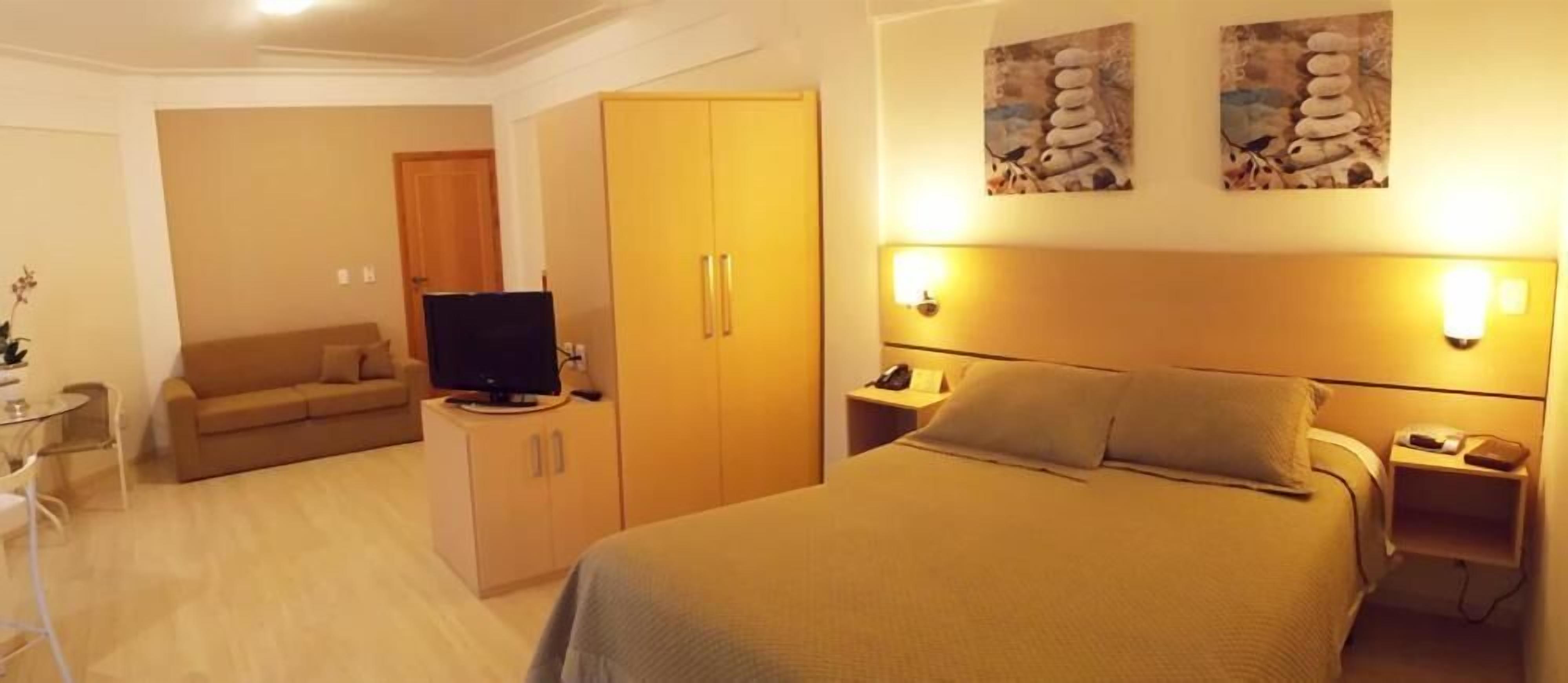 Minibar, desk, free WiFi, bed sheets