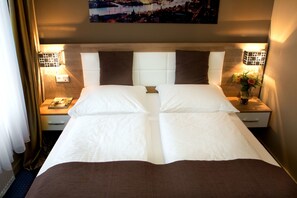 Deluxe Double Room, Shared Bathroom