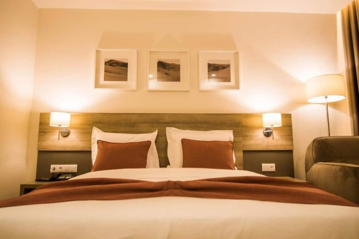 Presidential Room | Minibar, in-room safe, blackout drapes, soundproofing
