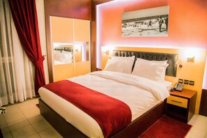 Minibar, in-room safe, blackout curtains, soundproofing - Monotel Dar El Barka (Nouakchott)