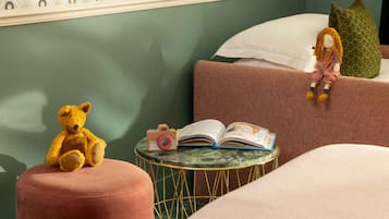 Chambre Triple | Premium bedding, Select Comfort beds, desk, soundproofing