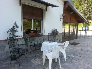 Porch - Il Pesciolino d'Oro (Entracque)