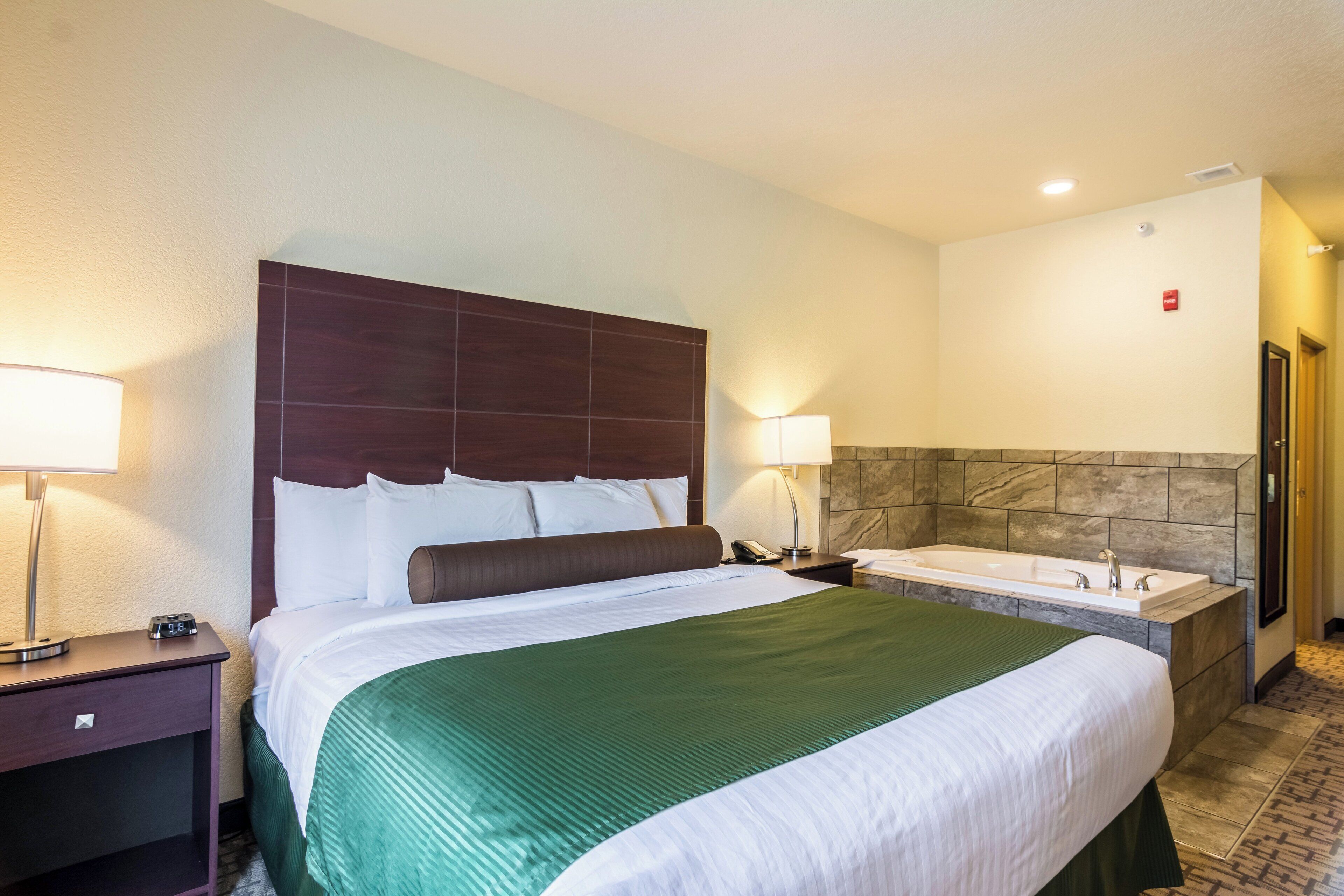 suite, 1 king bed, non smoking | premium bedding, in-room safe, desk, laptop workspace