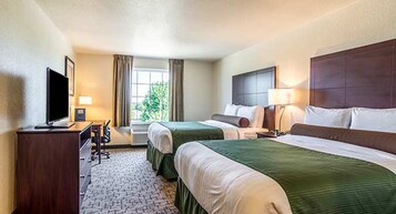 客房, 2 张大床, 无烟房 | 高档床上用品、客房内保险箱、办公桌、笔记本电脑工作区