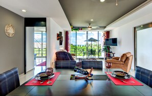 Penthouse, 2 habitaciones, Terraza, vista al océano (Acacia) | Servicio a la habitación