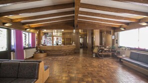 Lobby - Hotel Bucaneve (Brentonico)