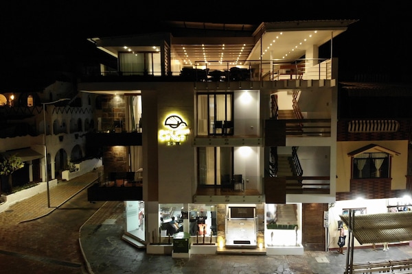Front of property – evening/night