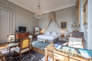 Luxury-Doppel- oder -Zweibettzimmer (Don Carlos)