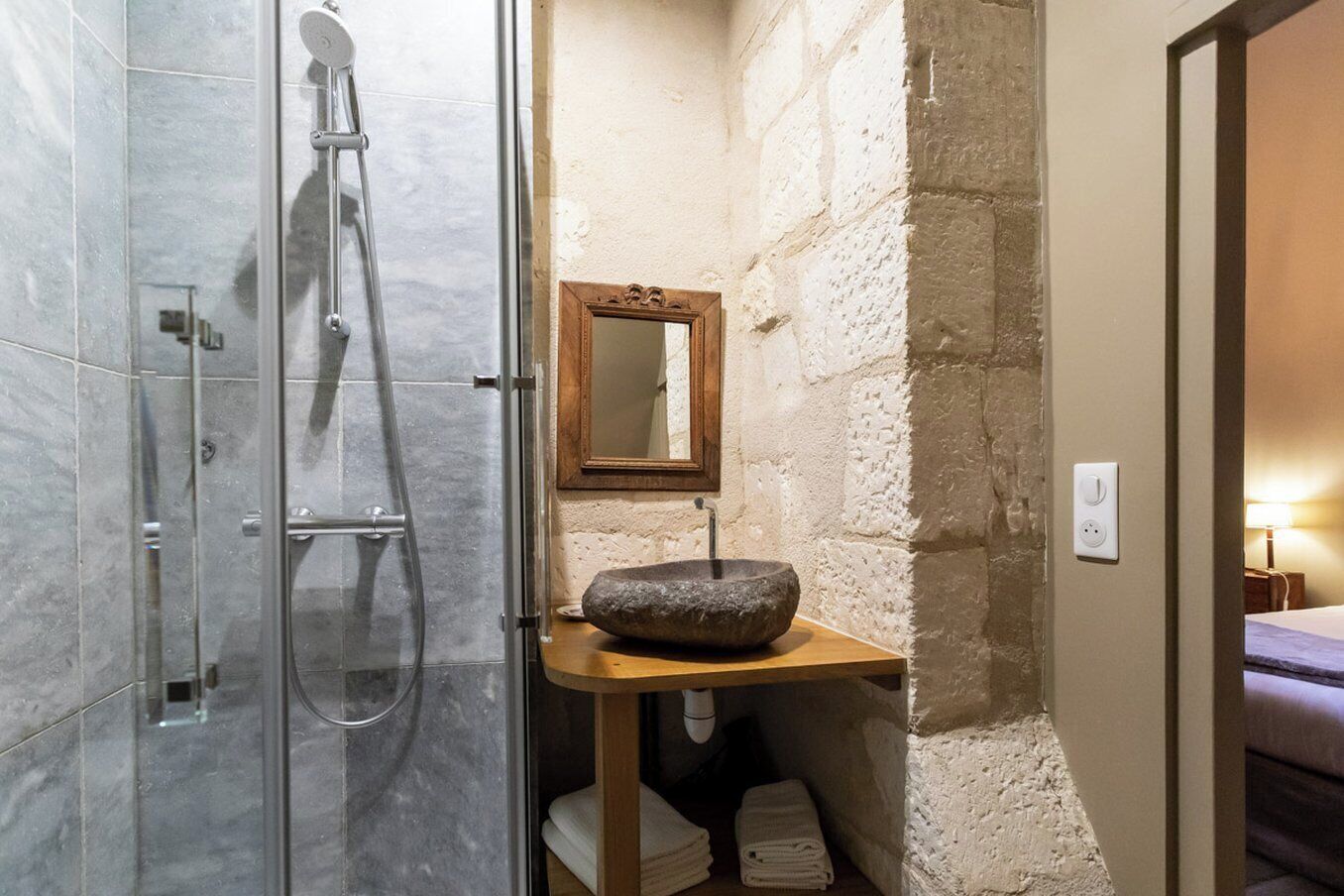 Shower, free toiletries, hair dryer, towels