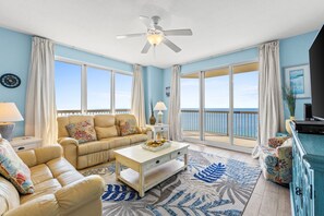 Condo | Living area | Flat-screen TV