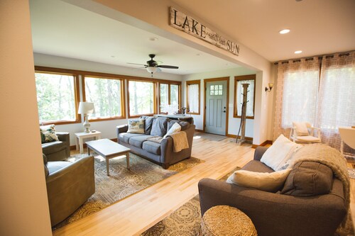 Mission Springs Lake House