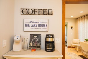 Deluxe-Haus, 4 Schlafzimmer, Küche, am Strand | Kaffee und/oder Kaffeemaschine