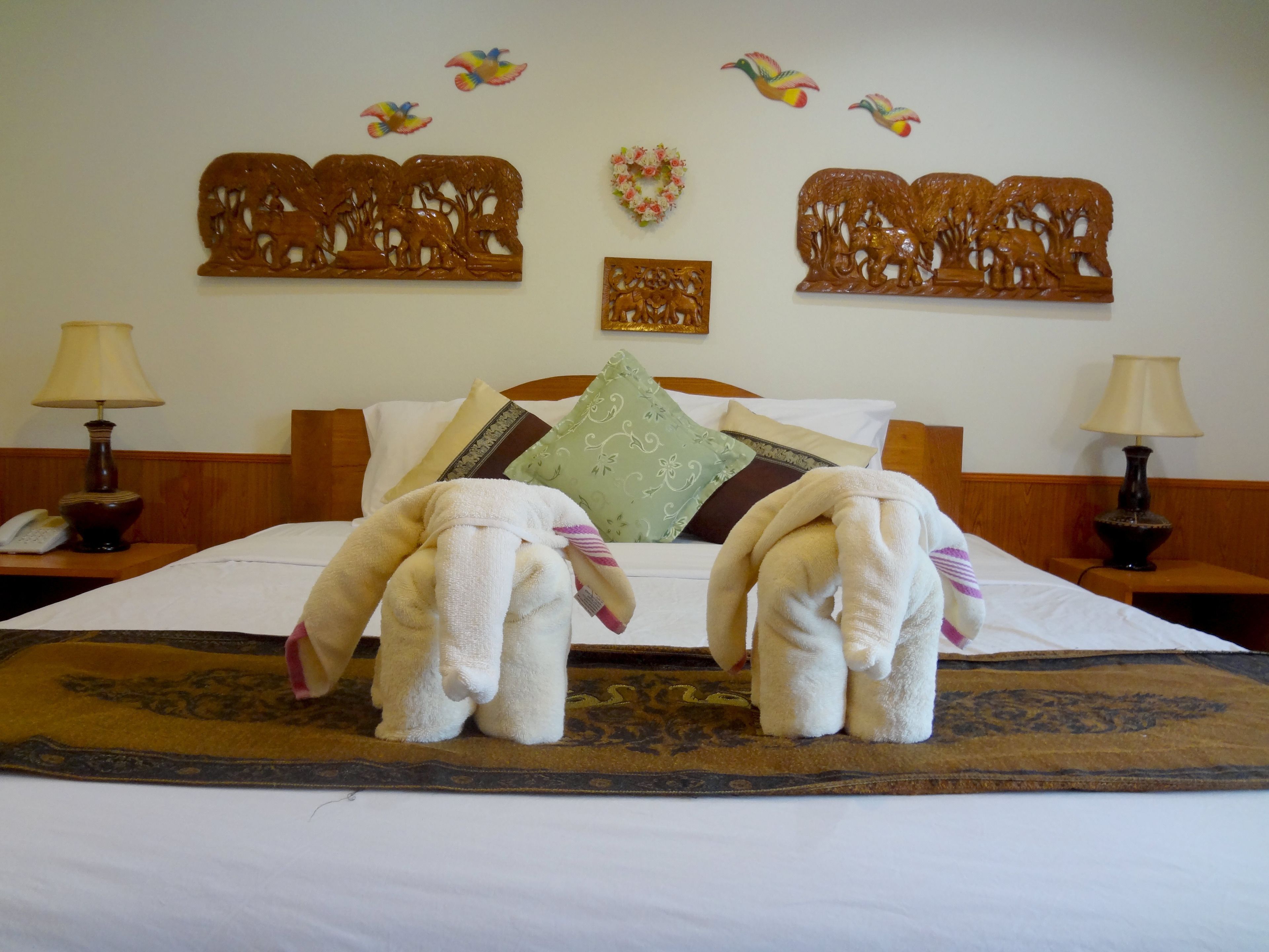 Quarto casal luxo | Camas extras/dobráveis (sobretaxa), Wi-Fi de cortesia