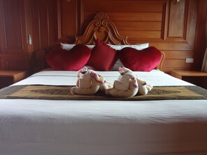 Rollaway beds, free WiFi - Ngamta Hotel (Mae Hong Son)