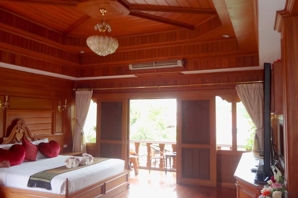 Ngamta Hotel