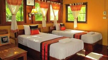 مكتب وأسرّة قابلة للطي وواي فاي مجانًا