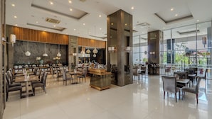 Ảnh chưa phân loại, 4 trong số 48 ảnh, nút