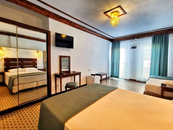 Hochwertige Bettwaren, Minibar, kostenloses WLAN, Bettwäsche