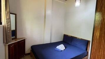 In-room safe, soundproofing