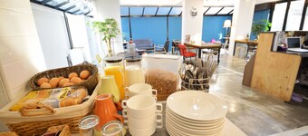 Sunny Hill Hostel Hongdae