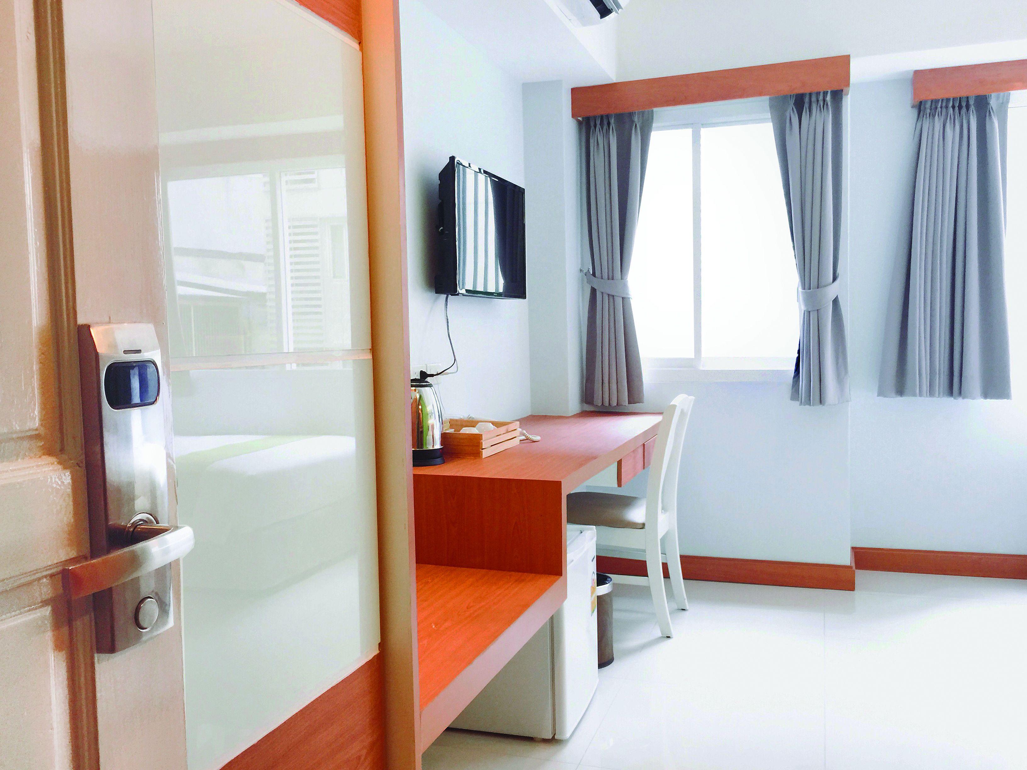 superior room, 2 single beds | room amenity