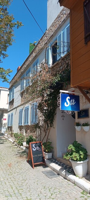 Exterior