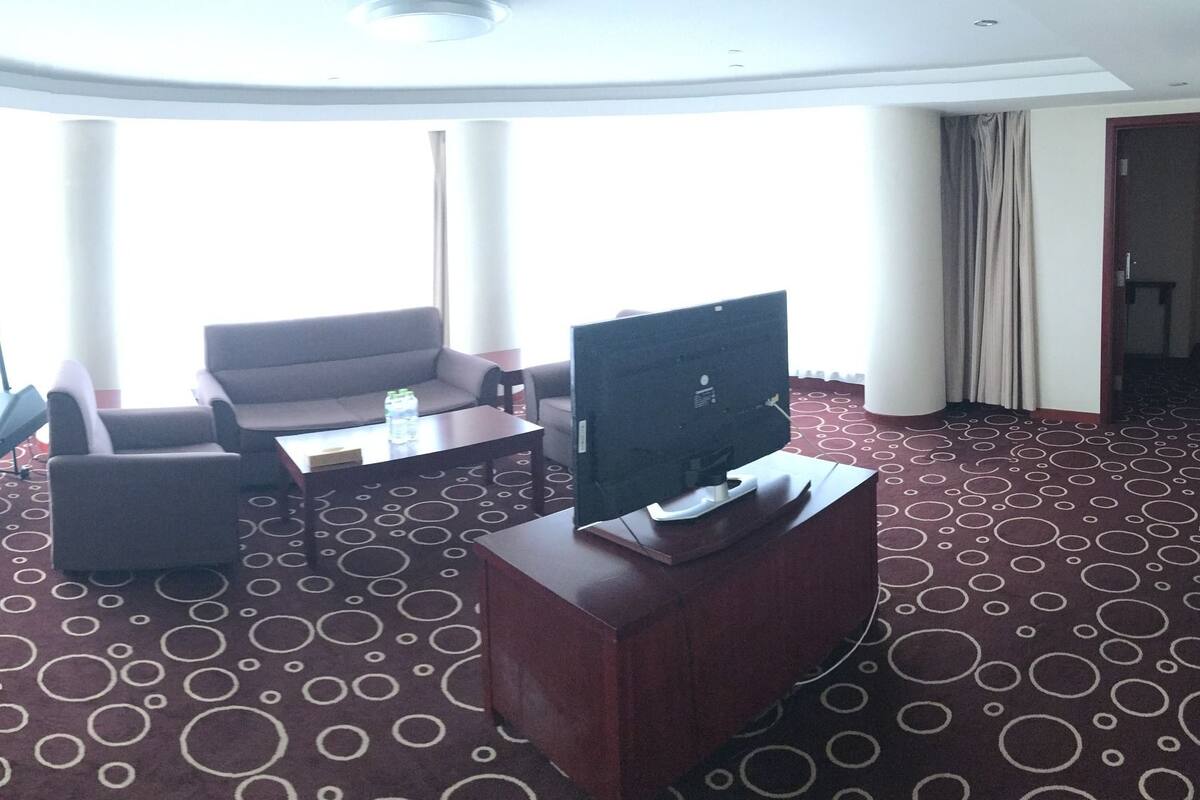 Phòng Suite dành cho gia đình | Khu sảnh